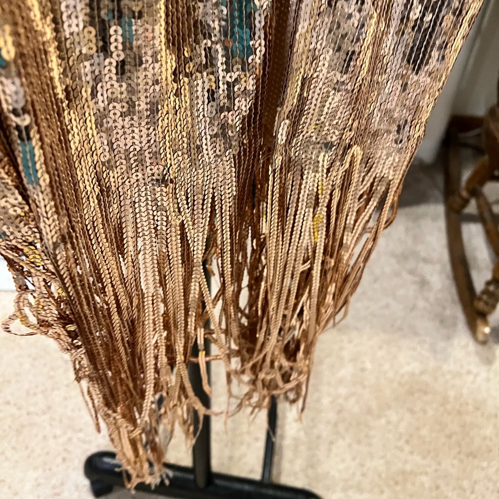 HMS Gold Sequins dress with fringe - Picture 6 of 9